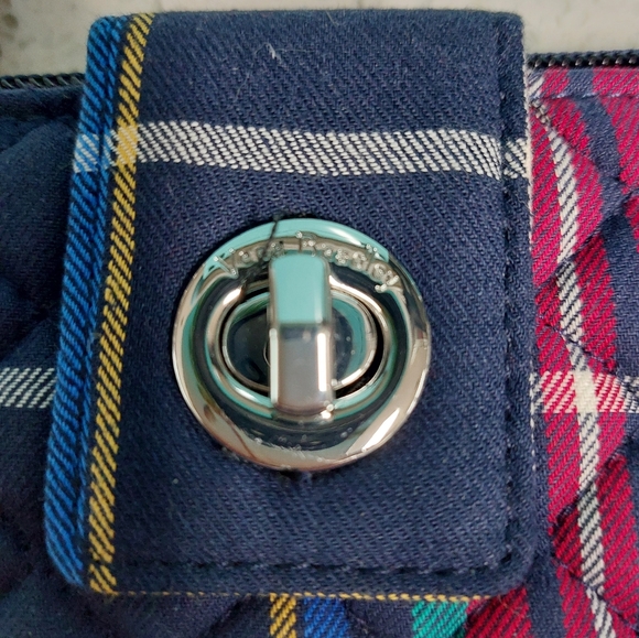 NWOT Turnlock Wallet Tartan Plaid - Picture 4 of 5